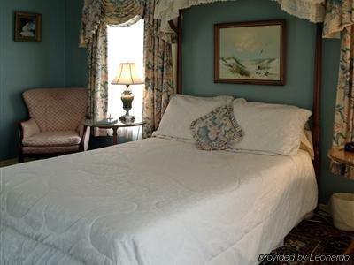 Montague Inn Saginaw Kamer foto